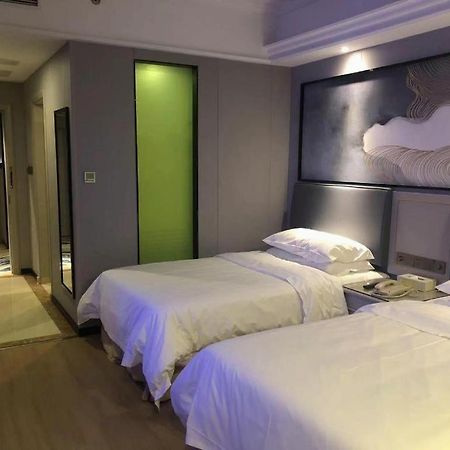 Vienna International Hotel Shanghai Pujiang Buitenkant foto