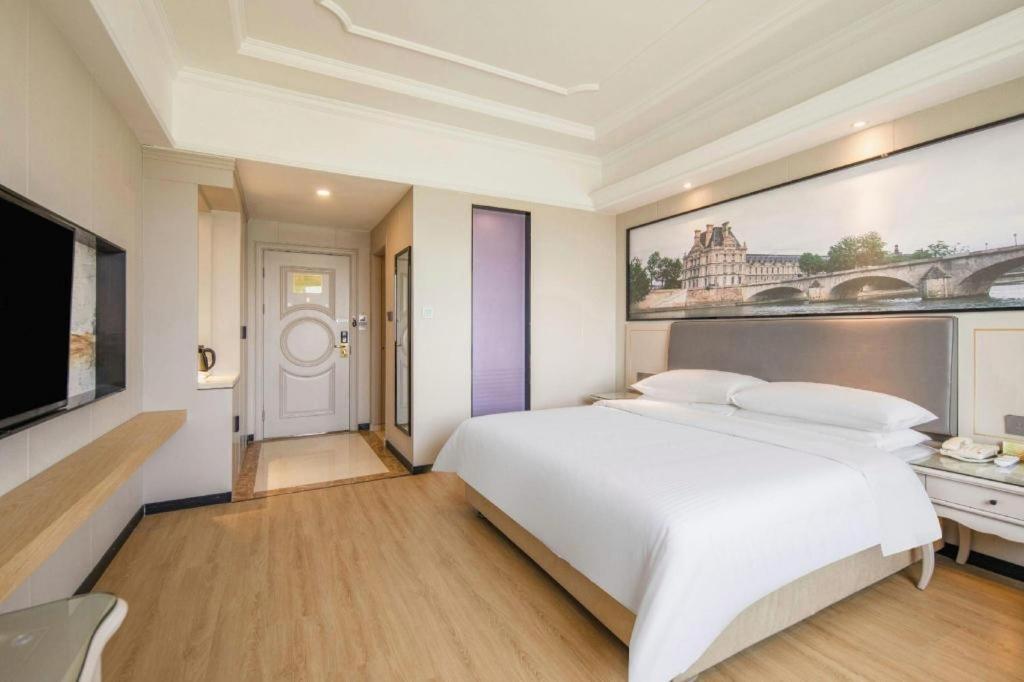 Vienna International Hotel Shanghai Pujiang Buitenkant foto
