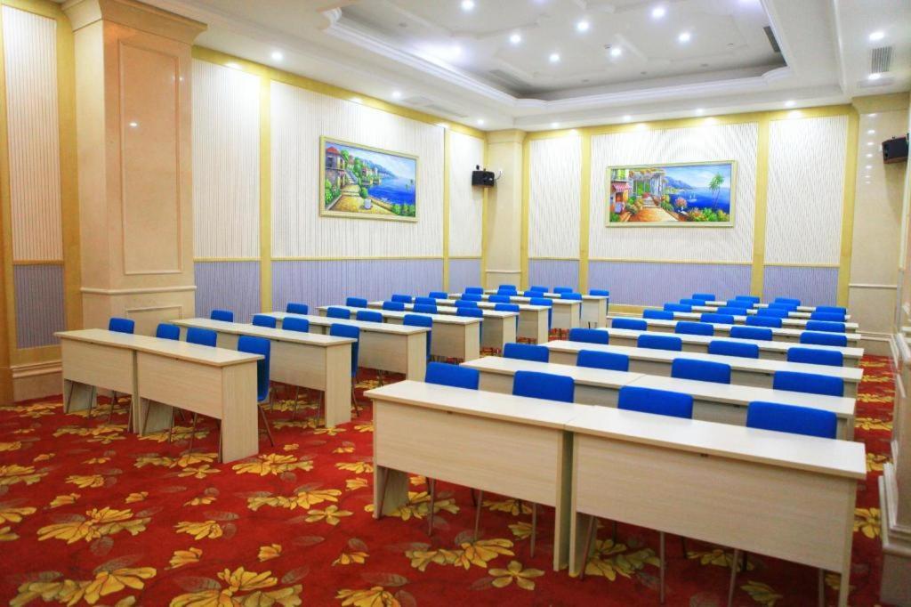Vienna International Hotel Shanghai Pujiang Buitenkant foto