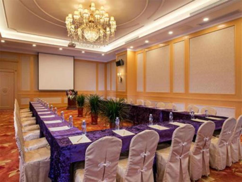 Vienna International Hotel Shanghai Pujiang Buitenkant foto